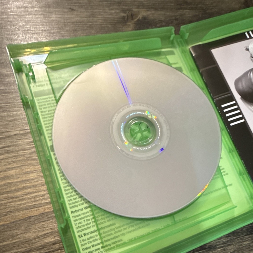 Star Wars Battlefront Deluxe Edition Xbox One Game w/Manual T-Teen 2015 NTSC-U/C - Picture 4 of 4